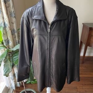 Roundtree & Yorke Black Lamb Leather Jacket Front Zip Minimalist Classic